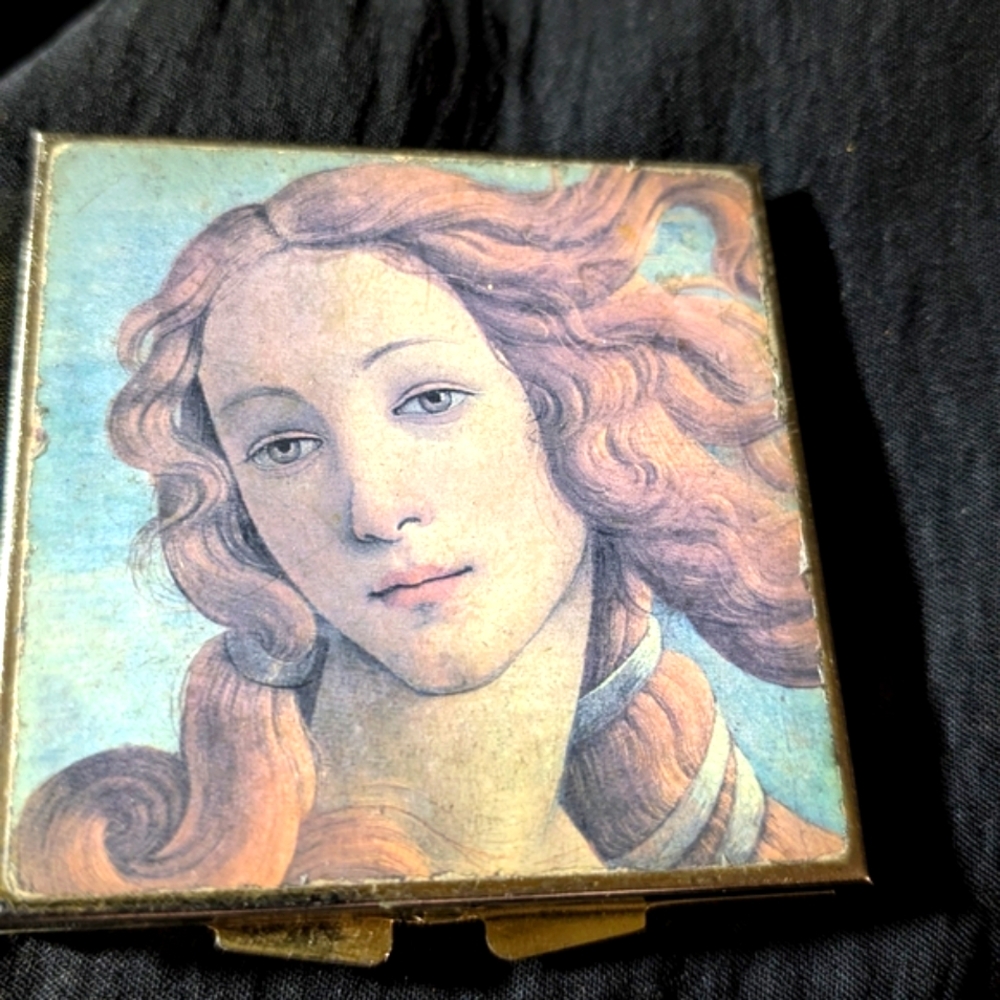 Roberto Botticelli Artistic Compact Pill Case. Venus Vtg. Artist